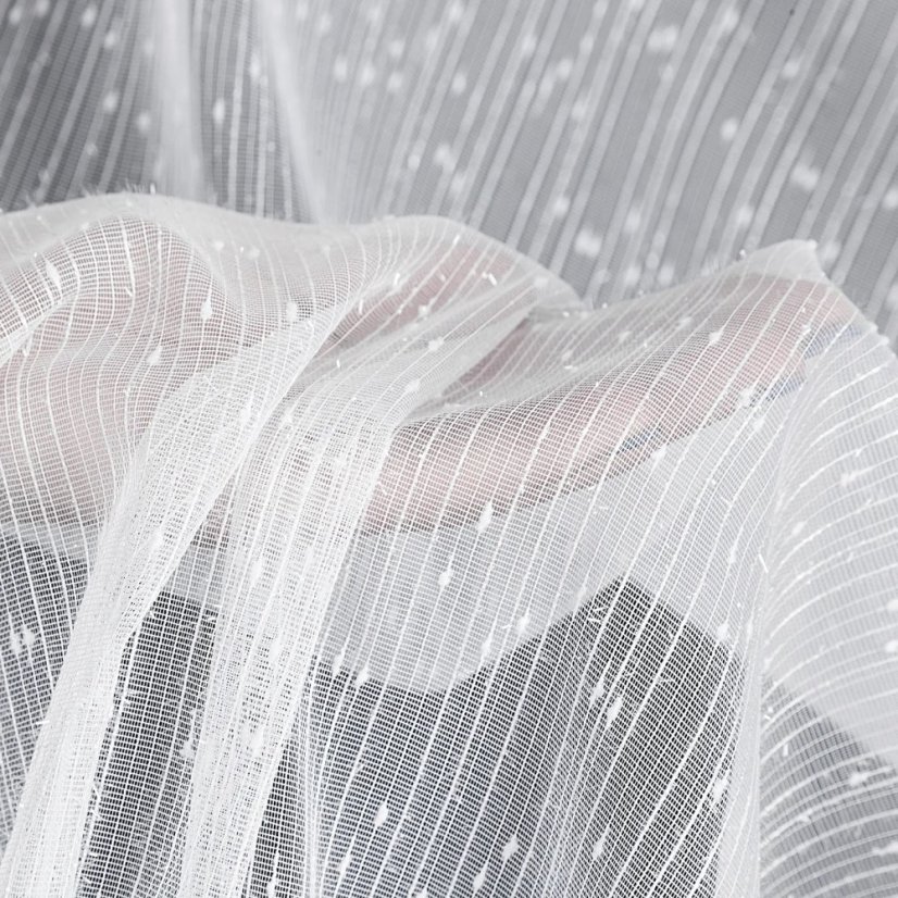 Kusová záclona Luxura s olůvkem