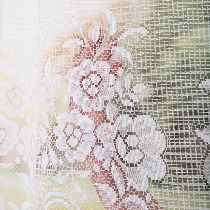 Záclona Sára - Vyber výšku ↕ (cm): 120, Vyber šití: bez obšití