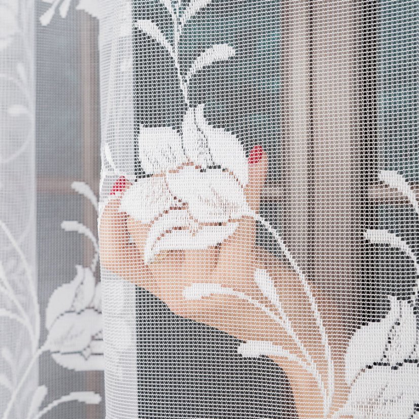 Kusová záclona Hilda