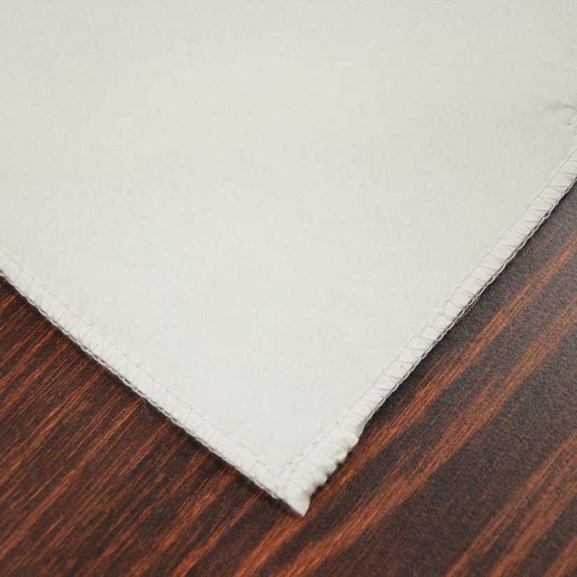 Multon kusový podložka pod ubrus obšité overlock - Rozměr multonu (cm): 80x80