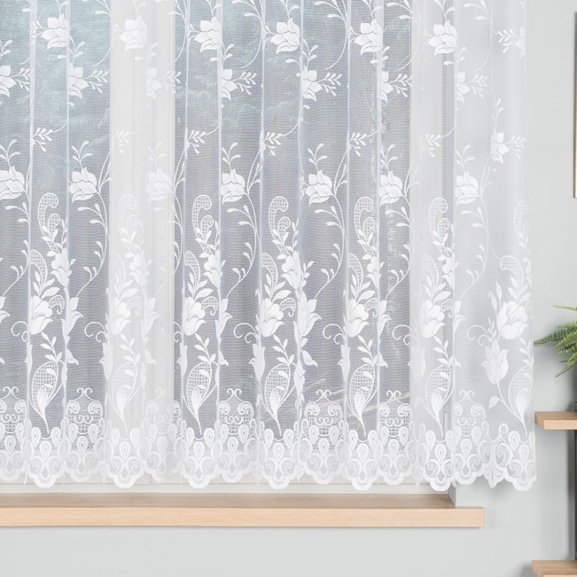 Kusová záclona Hilda