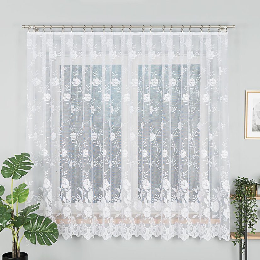 Kusová záclona Hilda