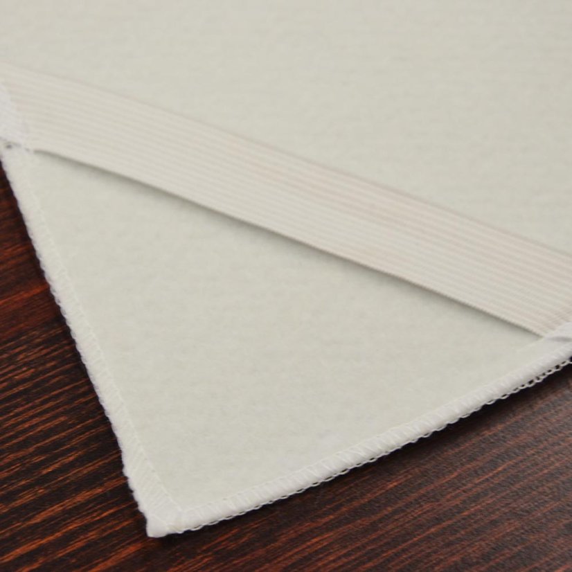 Multon kusový podložka pod ubrus obšité overlock - Rozměr multonu (cm): 80x80