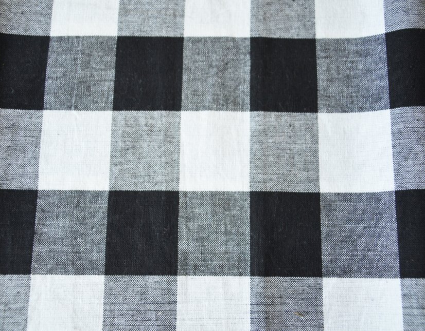 Ubrus a prostírání kanafas - černý velká kostka - Vyber rozměr: 100x140