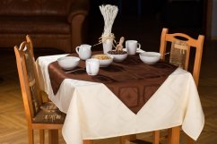 Ubrus Gastro Klasik Diana - krémová