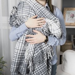 Károvaný pléd – šedý