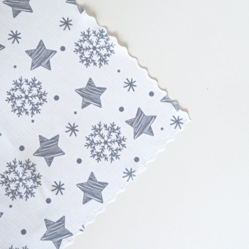 Vánoční ubrusy Hvězdičky a vločky – bílo/šedé - Rozměr ubrusu: 30x30