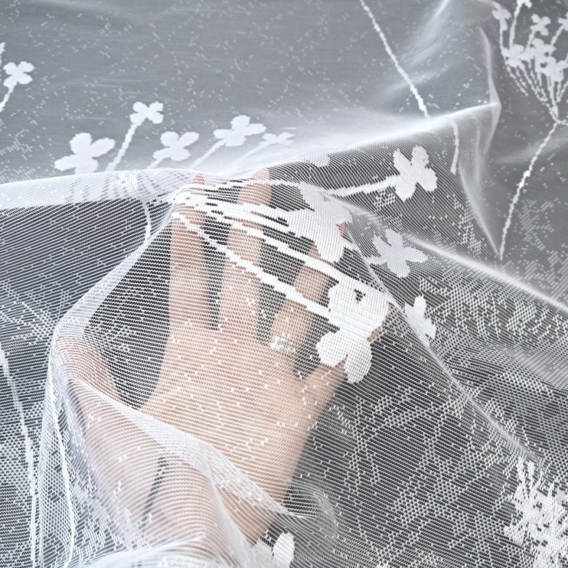 Kusová záclona Darina