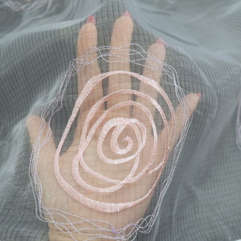 Organzová záclona Květy růžové - Vyber výšku ↕ (cm): 280, Vyber šití: bez obšití