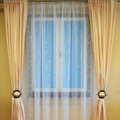 Vyšívaný voál Pallas - bílá/limeta